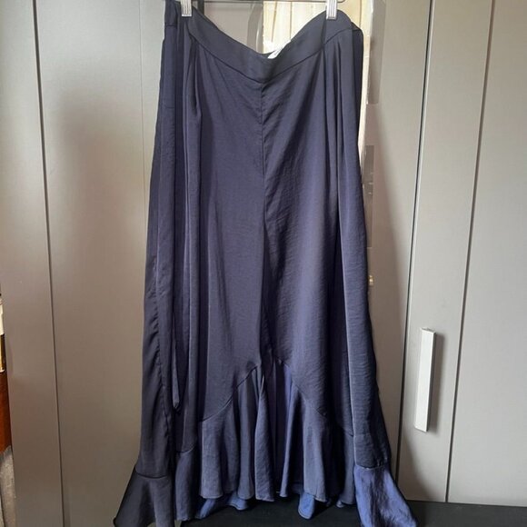 Sheike  Navy Blue  Satin  Ruffle  Crop  Pants  Womens Size 10 - Picture 3 of 16